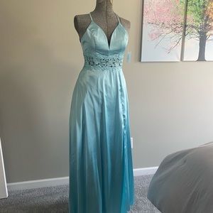 Beautiful, brand new prom or bridesmaid dress